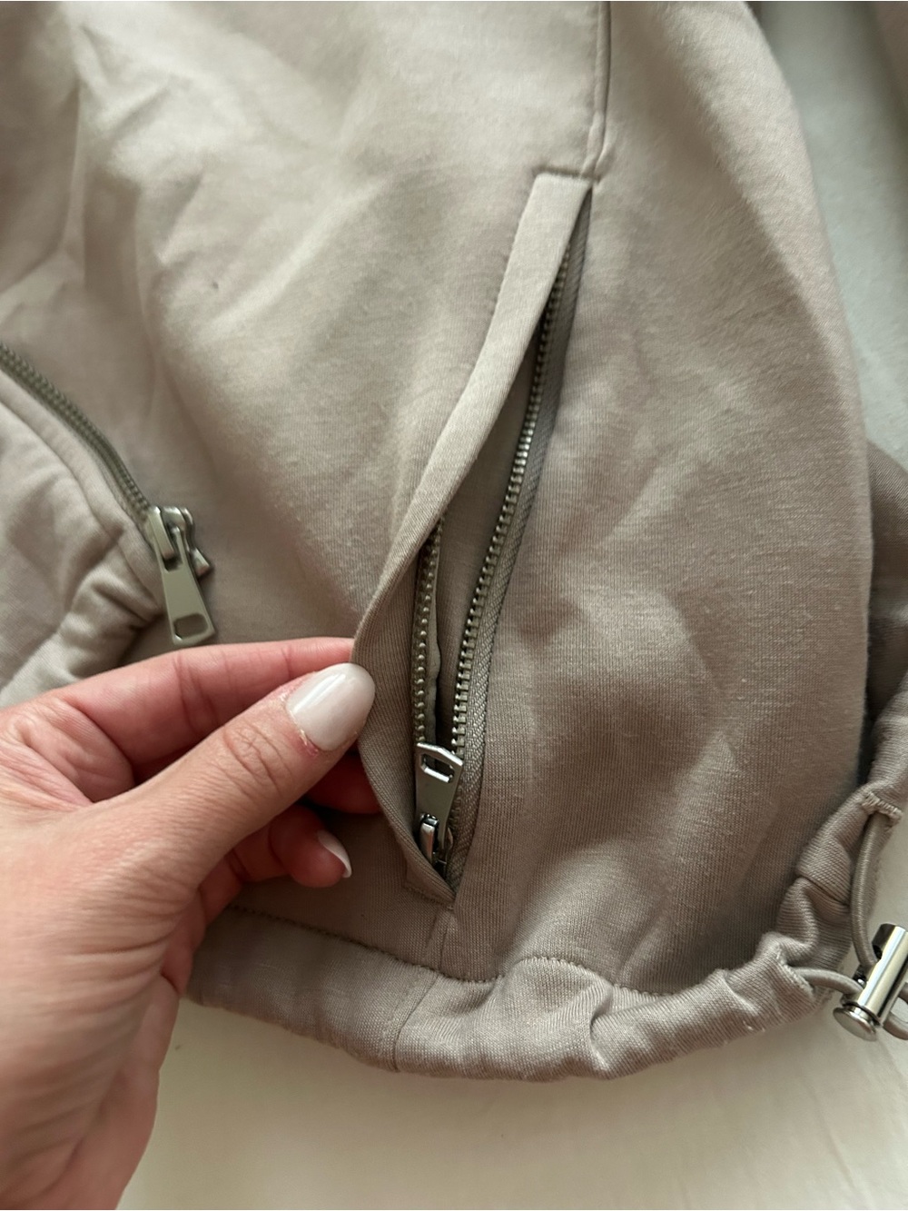 Women’s YPB Abercrombie and Fitch Zip-Up Hoodie Size Large - Picture 3 of 6